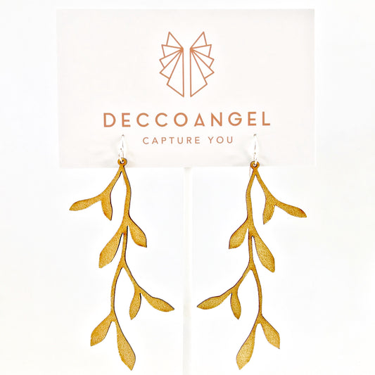 Vine Dangle Leather Earrings – Lightweight, Stylish & Nature-Inspired